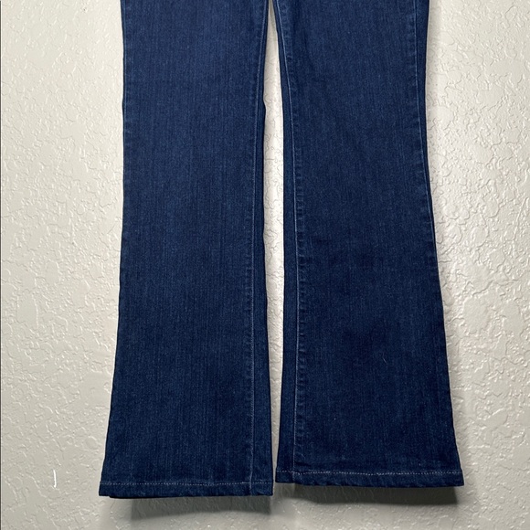 Paige High Rise Manhattan Boot Jeans - Picture 7 of 11